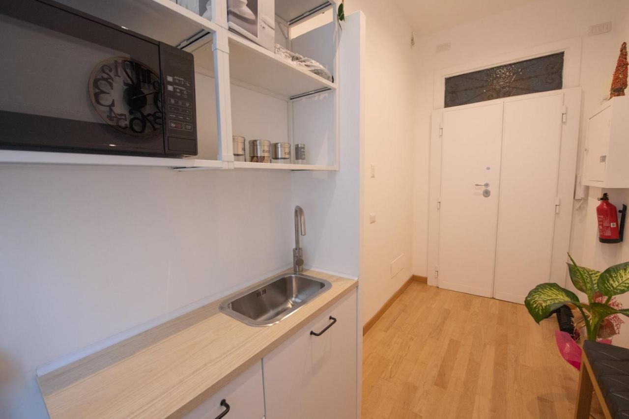 Bed and Breakfast Domus Castroni Germanico Рим Екстер'єр фото