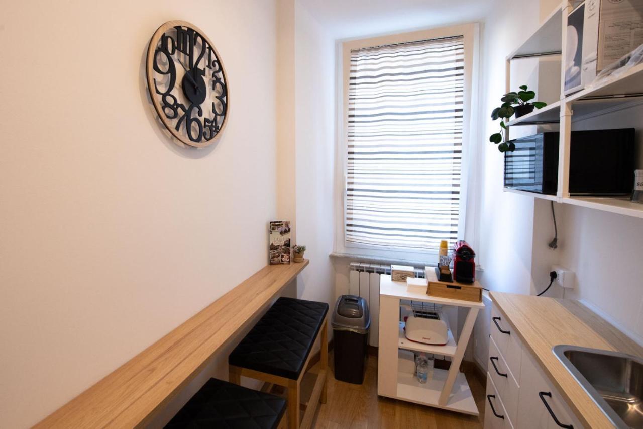 Bed and Breakfast Domus Castroni Germanico Рим Екстер'єр фото