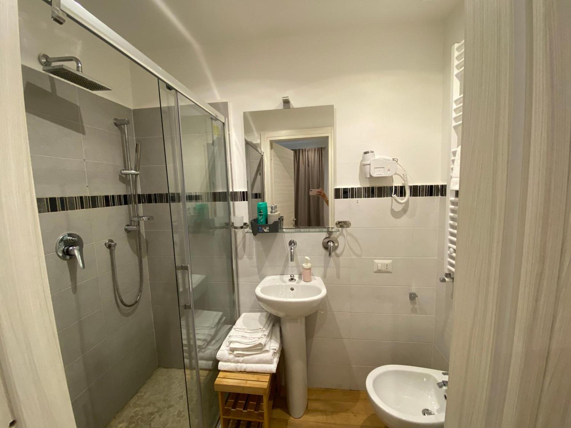 Bed and Breakfast Domus Castroni Germanico Рим Екстер'єр фото